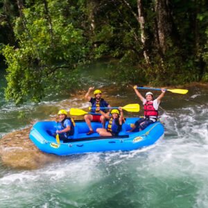 ZONA ARQUEOLOGICA DE BONAMPAK, RAFTING Y CAMINATA EN LA SELVA LACANDONA