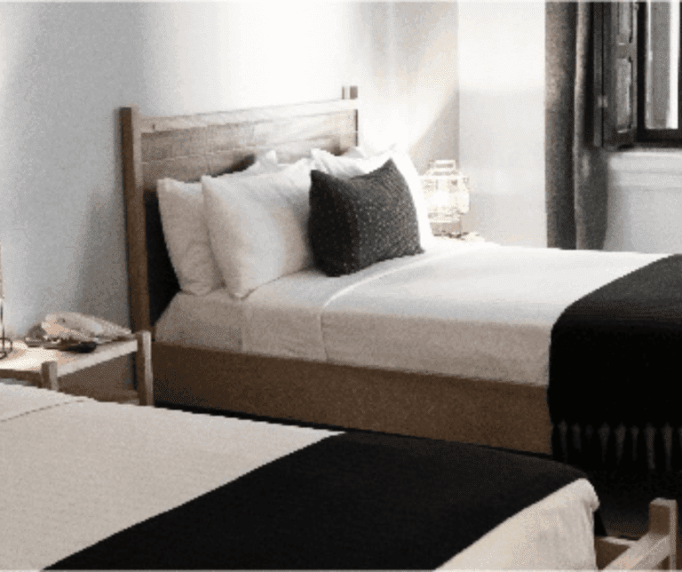 HOTEL-SOMBRA-DE-AGUA-min