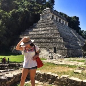 Tour: Zona Arqueológica de Palenque + Cascadas Roberto Barrios